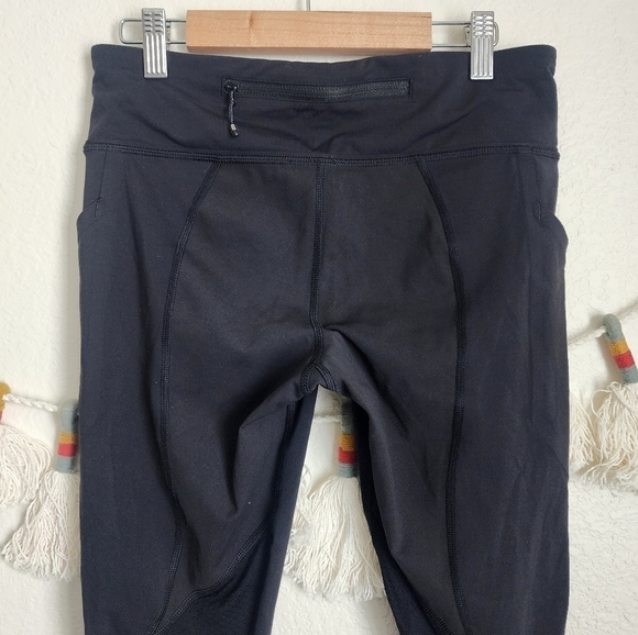 Lululemon Black Run Pace Crop Mesh Leggings W/Pockets Mid Rise Yoga Training 6 - Picture 4 of 12